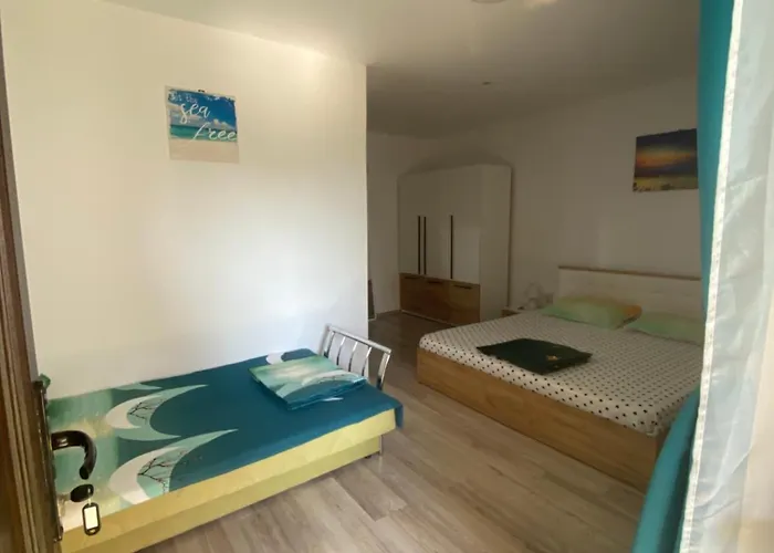 Axelandraboutique Pensión Eforie Nord