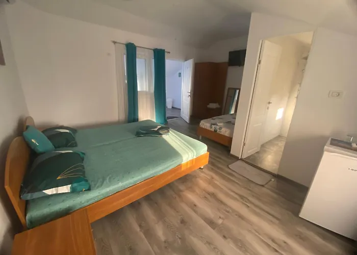 Axelandraboutique Pensión Eforie Nord