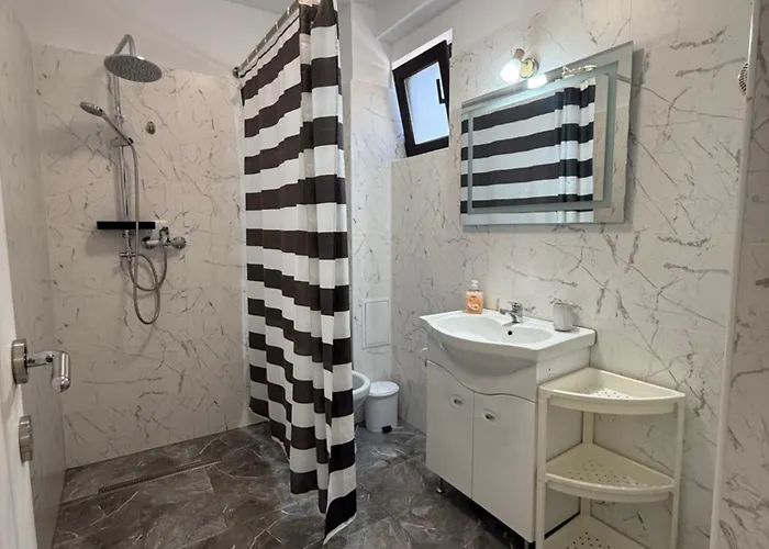 Axelandraboutique Eforie Nord