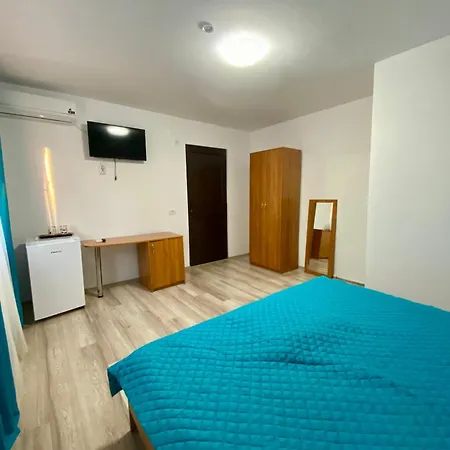 Guest house Axelandraboutique 3*